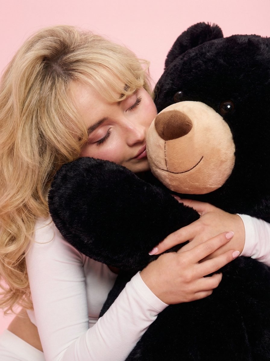 Young woman with a strong resemblance to Sabrina Carpenter., Voluminous, 90s-style bombshell blo...