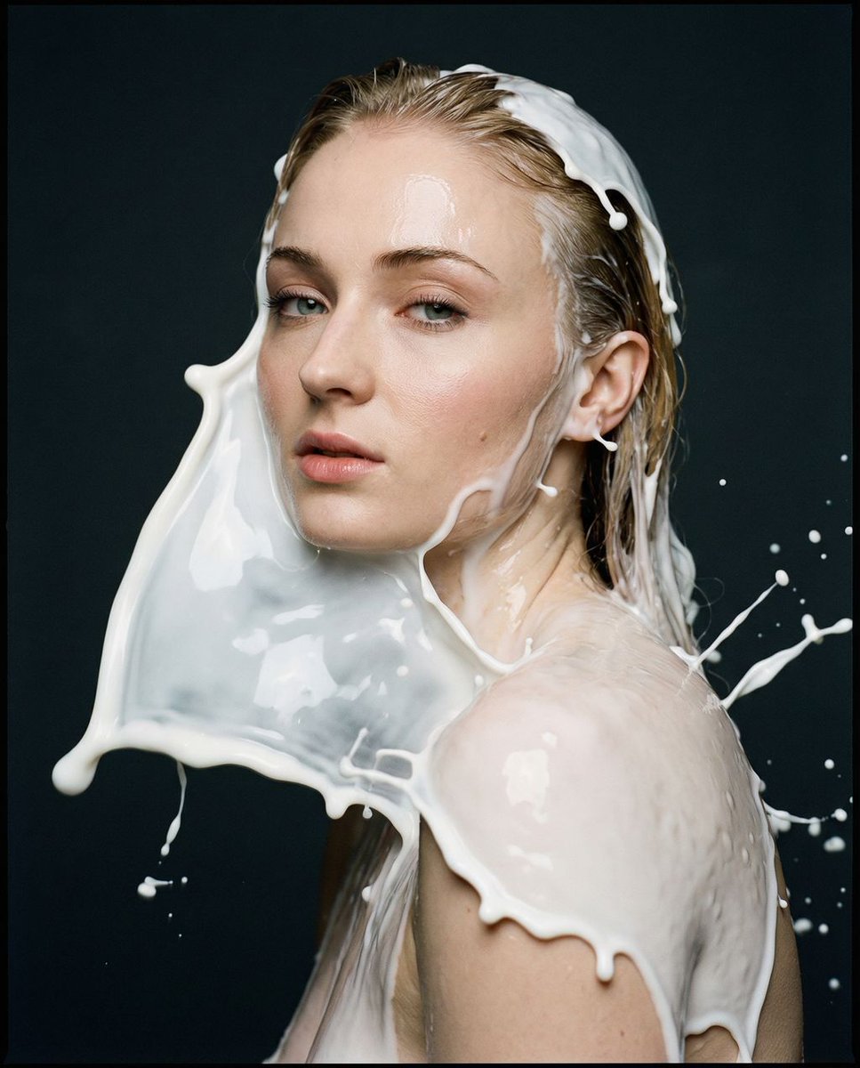{ "vibe_title_en": "The Porcelain Emergence", "master_prompt": "一幅超现实、先锋的编辑级人像摄影作品，捕捉"主角"处于流体蜕变的...