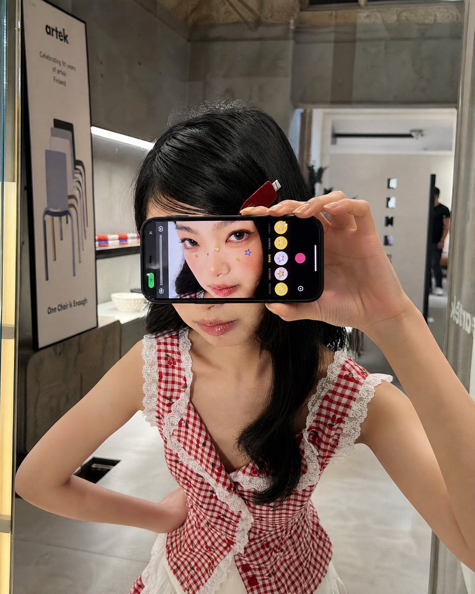Chatgpt image 2 on @openart_ai { "prompt": "Ultra-realistic iPhone portrait with identity accura...