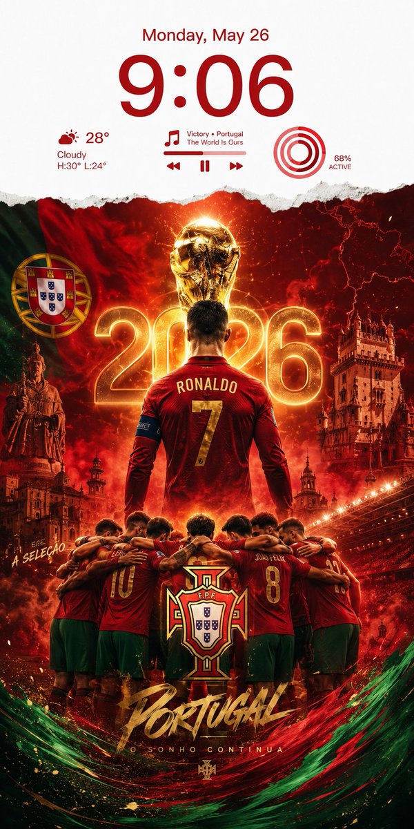 受葡萄牙2026年国际足联世界杯之旅启发打造的至尊级足球智能手机锁屏壁纸。整体构图以惊艳的红、绿、金三色调为主导。画面核心是一位传奇葡萄牙足球队长背对镜头，身披标志性的红色国家队球衣，配以金色...