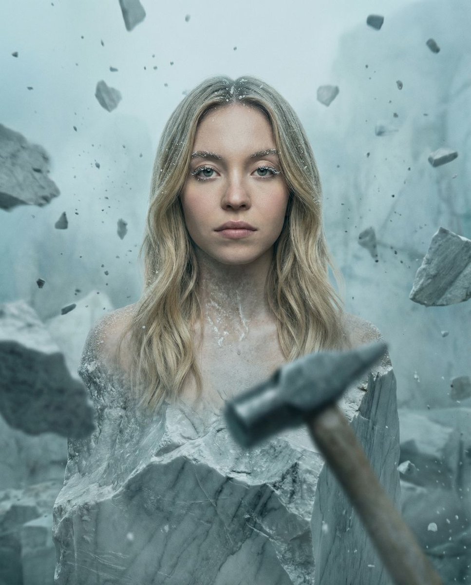 女性, The Protagonist, 无年龄感，空灵却扎根于大地的气质, 对称的面孔，放松的面部肌肉，沉静而锐利的目光，超精细肌肤纹理，睫毛沾有细微石尘, 质地柔软，捕捉侧光，轻覆大理石粉...