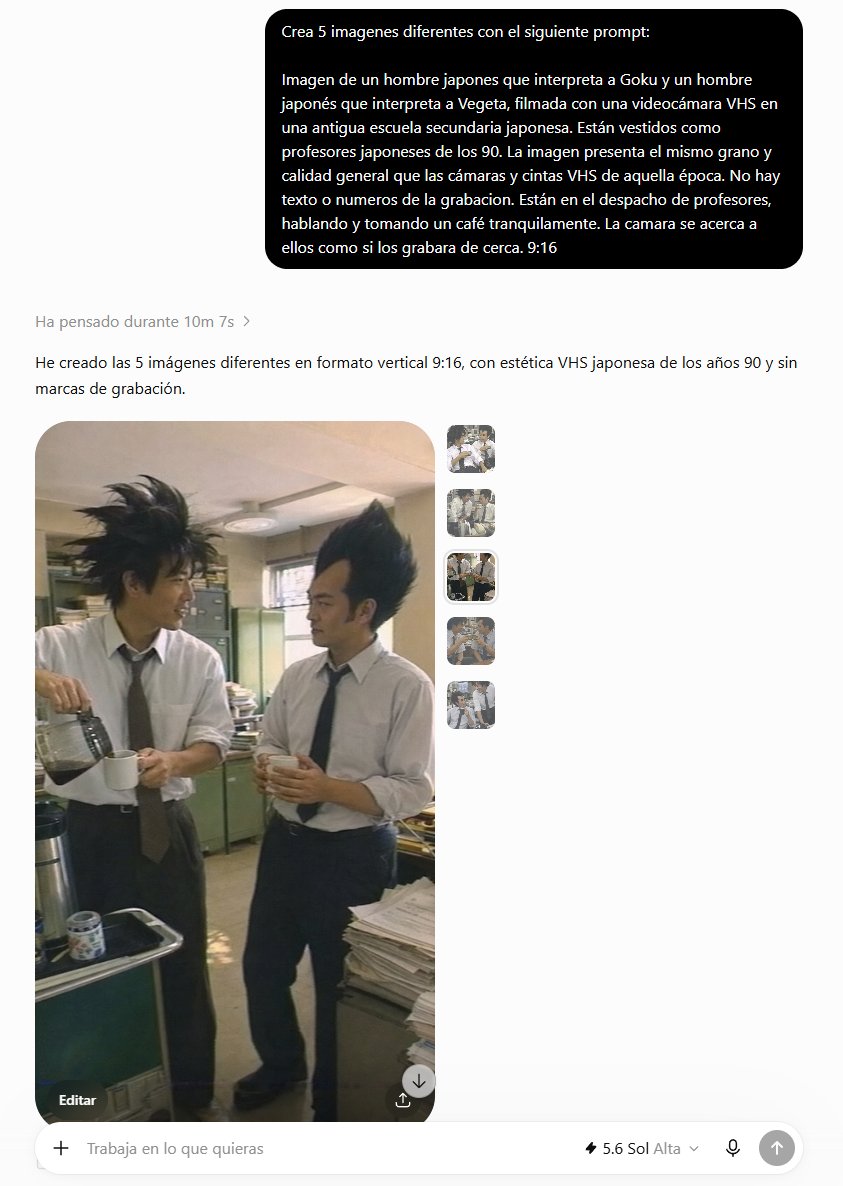 一张由日本男子扮演悟空、另一名日本男子扮演贝吉塔的画面，使用 VHS 摄像机在一所古老的日本高中内拍摄。他们装扮成 1990 年代的日本教师。他...