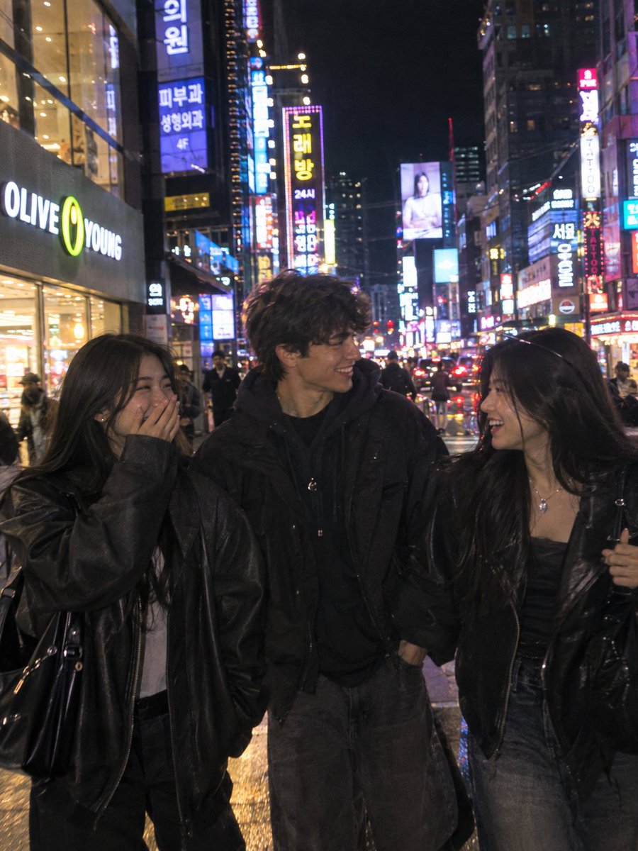 超写实电影感照片：[CHARACTERS, e.g. a group of 3 friends in their 20s]一起走在[LOCATION, e.g. New York at gol...