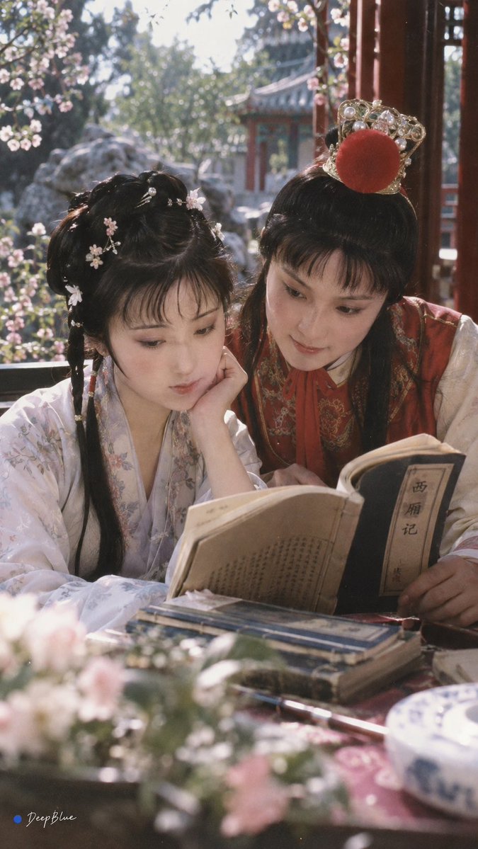 惊鸿破格 × 87版《红楼梦》 × 美能达胶片摄影 × 青春王国 · 大观园 × 宝黛共读西厢 × 原著人物形貌、体态与气韵还原 https:/...